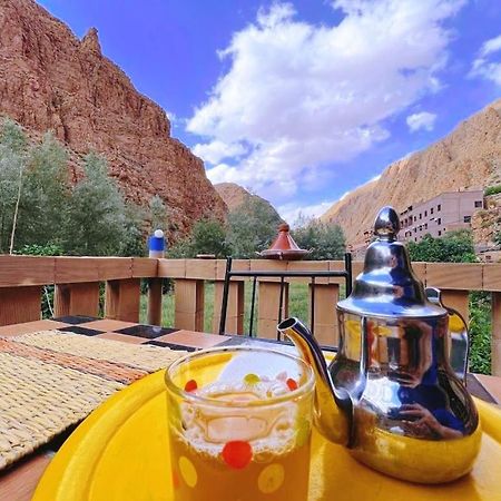Riad Pizzeria Marhaba Akhendachou n'Ait Ouffi Buitenkant foto