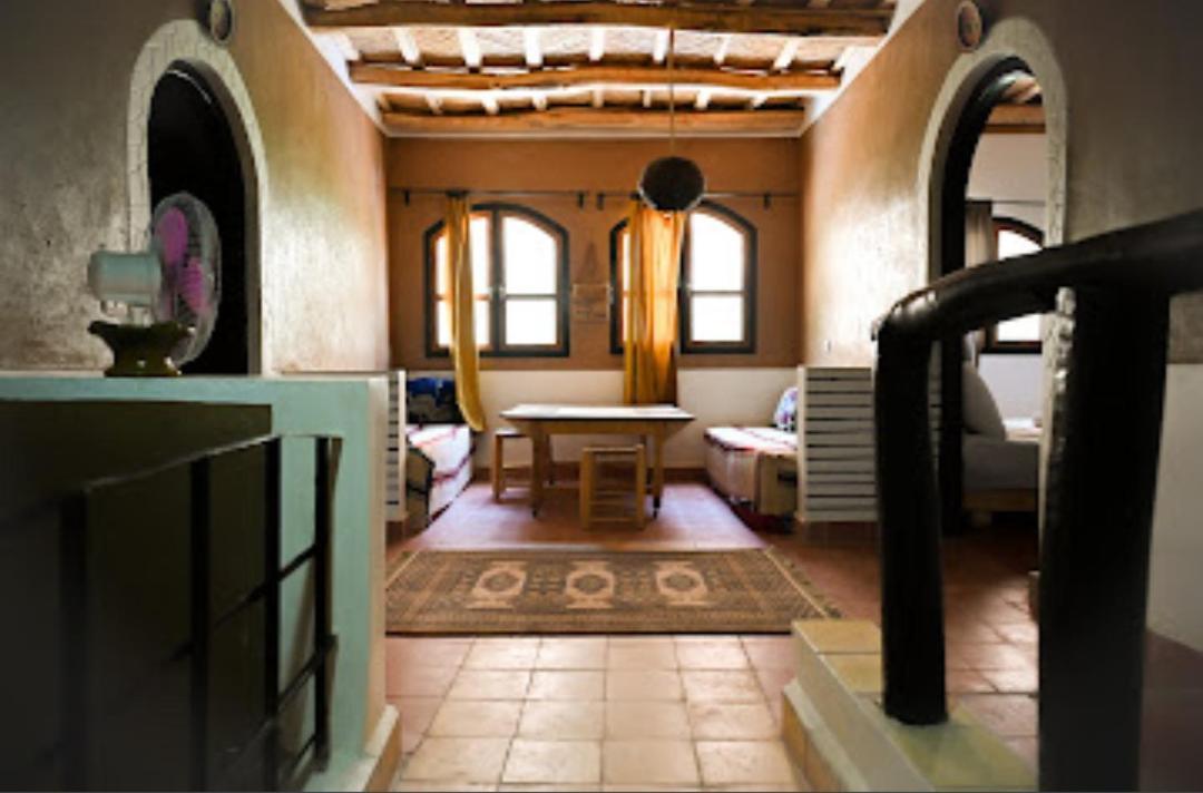 Riad Pizzeria Marhaba Akhendachou n'Ait Ouffi Buitenkant foto