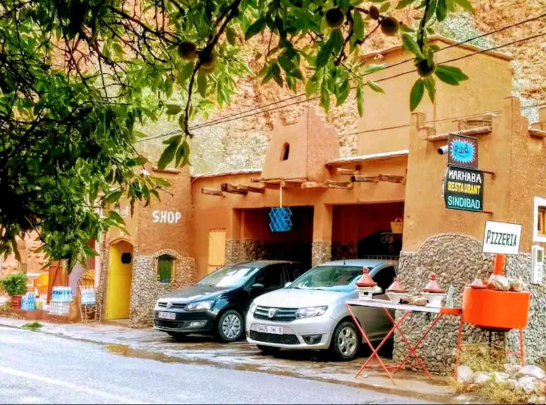 Riad Pizzeria Marhaba Akhendachou n'Ait Ouffi Buitenkant foto