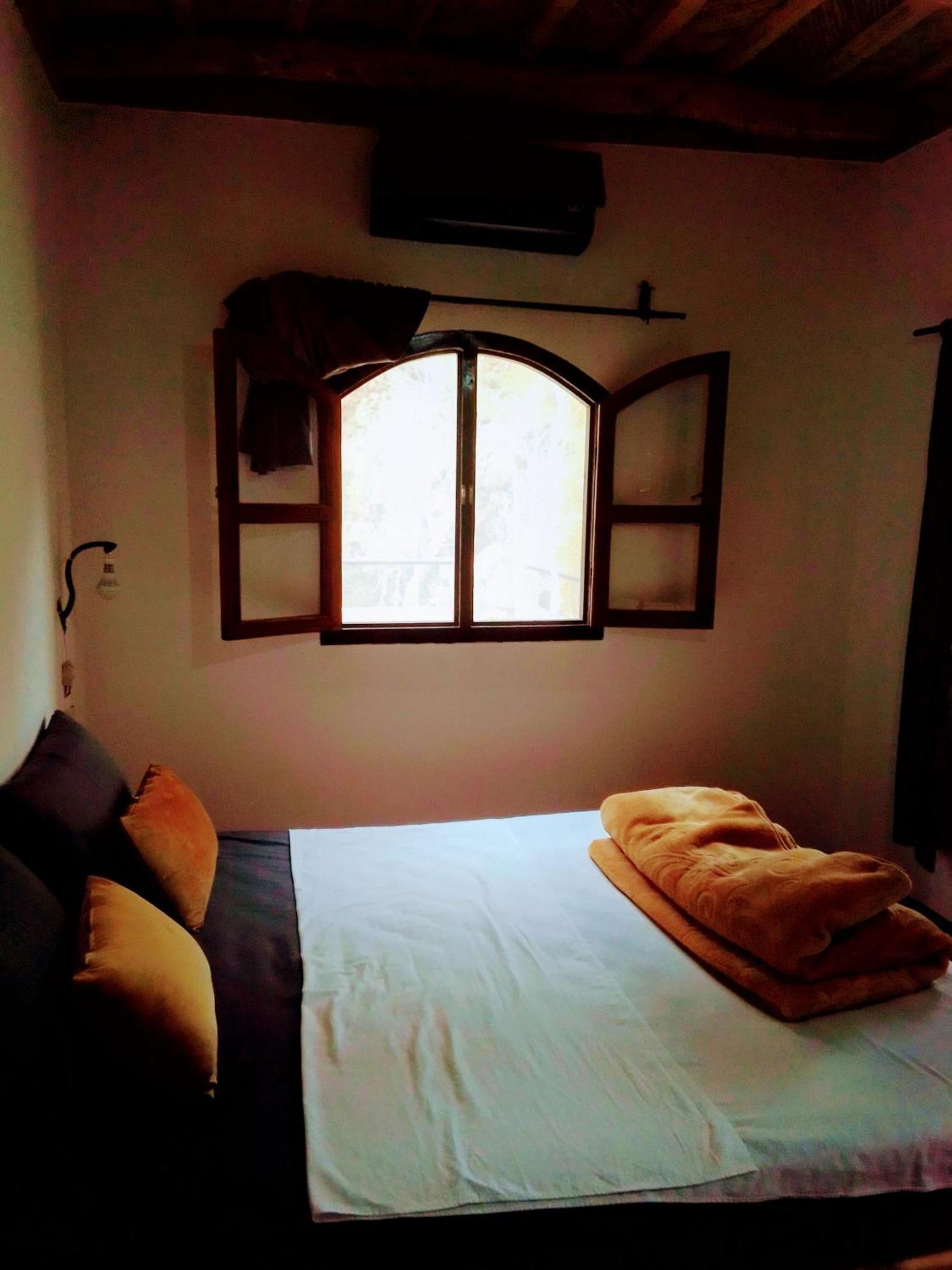 Riad Pizzeria Marhaba Akhendachou n'Ait Ouffi Buitenkant foto