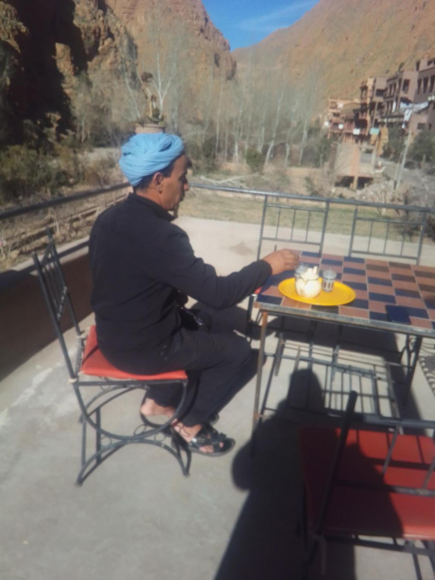 Riad Pizzeria Marhaba Akhendachou n'Ait Ouffi Kamer foto